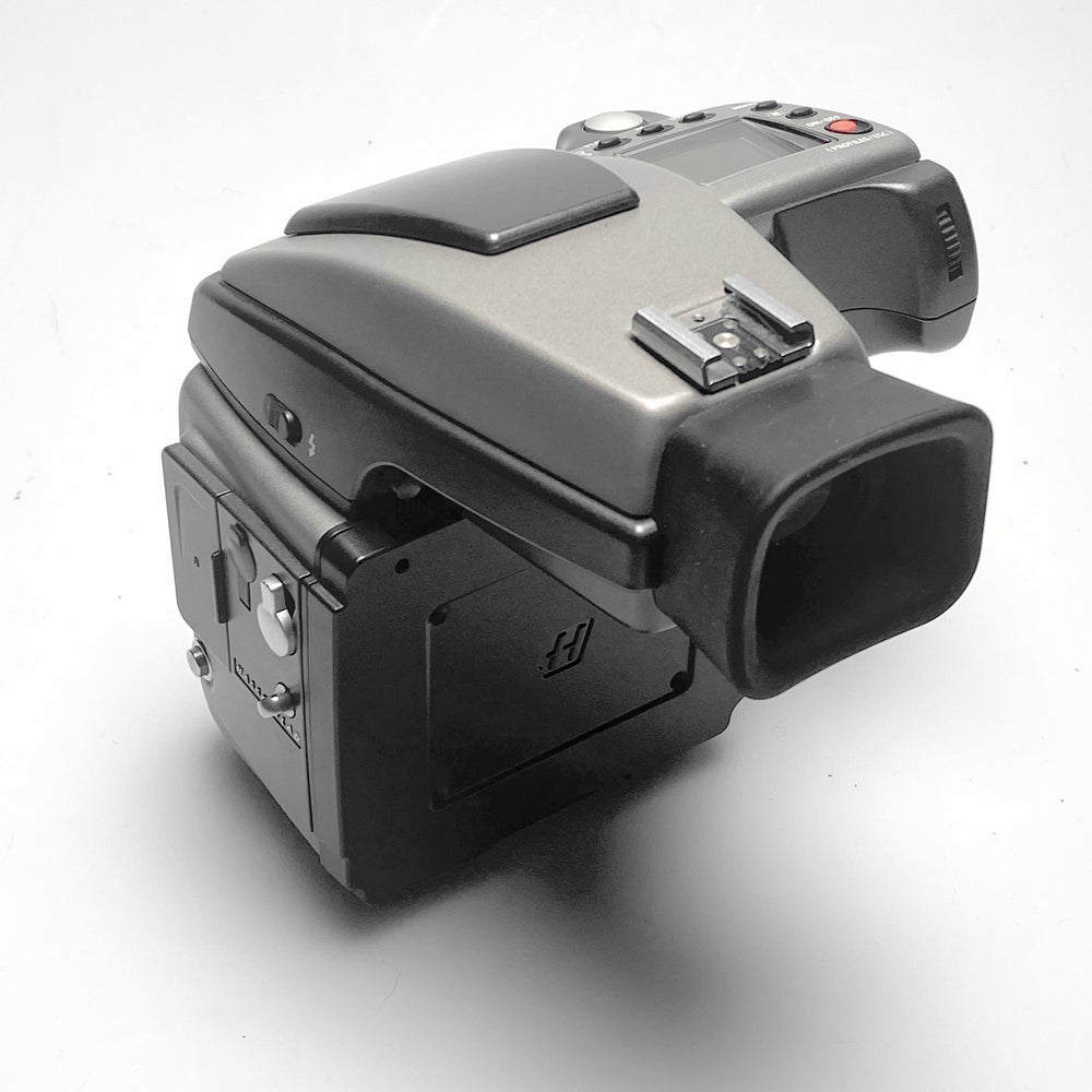 Hasselblad H2 + Pentaprisma HV90X - La Cápsula - Alquiler de material Hasselblad H2 + Pentaprisma HV90X - La Cápsula - Alquiler de material