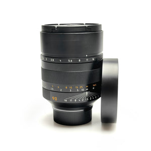 
                  
                    Load image into Gallery viewer, Leica Summilux-M 90mm f/1.5 ASPH - Certified Pre-Owned
                  
                