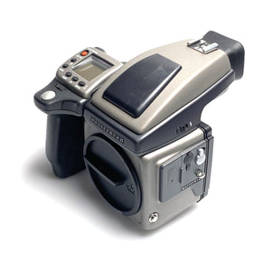 
                  
                    Load image into Gallery viewer, Hasselblad H4X Body with HVD 90X Viewfinder and Battery Grip - Pre-Owned
                  
                