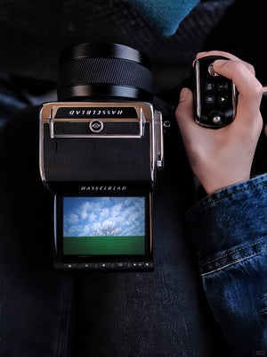 
                  
                    Load image into Gallery viewer, Hasselblad 907X &amp;amp; CFV 100C Camera
                  
                