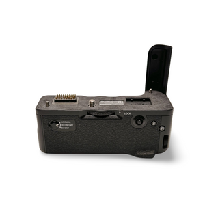 
                  
                    Load image into Gallery viewer, Fujifilm VG-XT4 Vertical Battery Grip - Certified Pre-Owned
                  
                