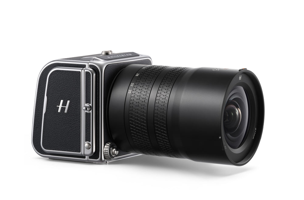 
                  
                    Load image into Gallery viewer, Hasselblad XCD 20-35mm E f/3.2-4.5 Lens - 20% Downpayment on $5,929
                  
                