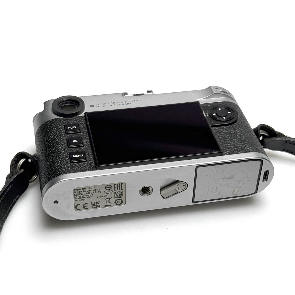 
                  
                    Load image into Gallery viewer, Leica M11 Camera Body (Chrome Finish) - Certified Used
                  
                