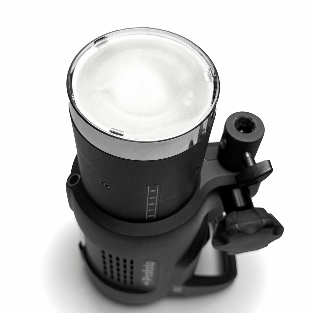 
                  
                    Load image into Gallery viewer, Profoto D2 500 AirTTL Monolight - Certified Used
                  
                
