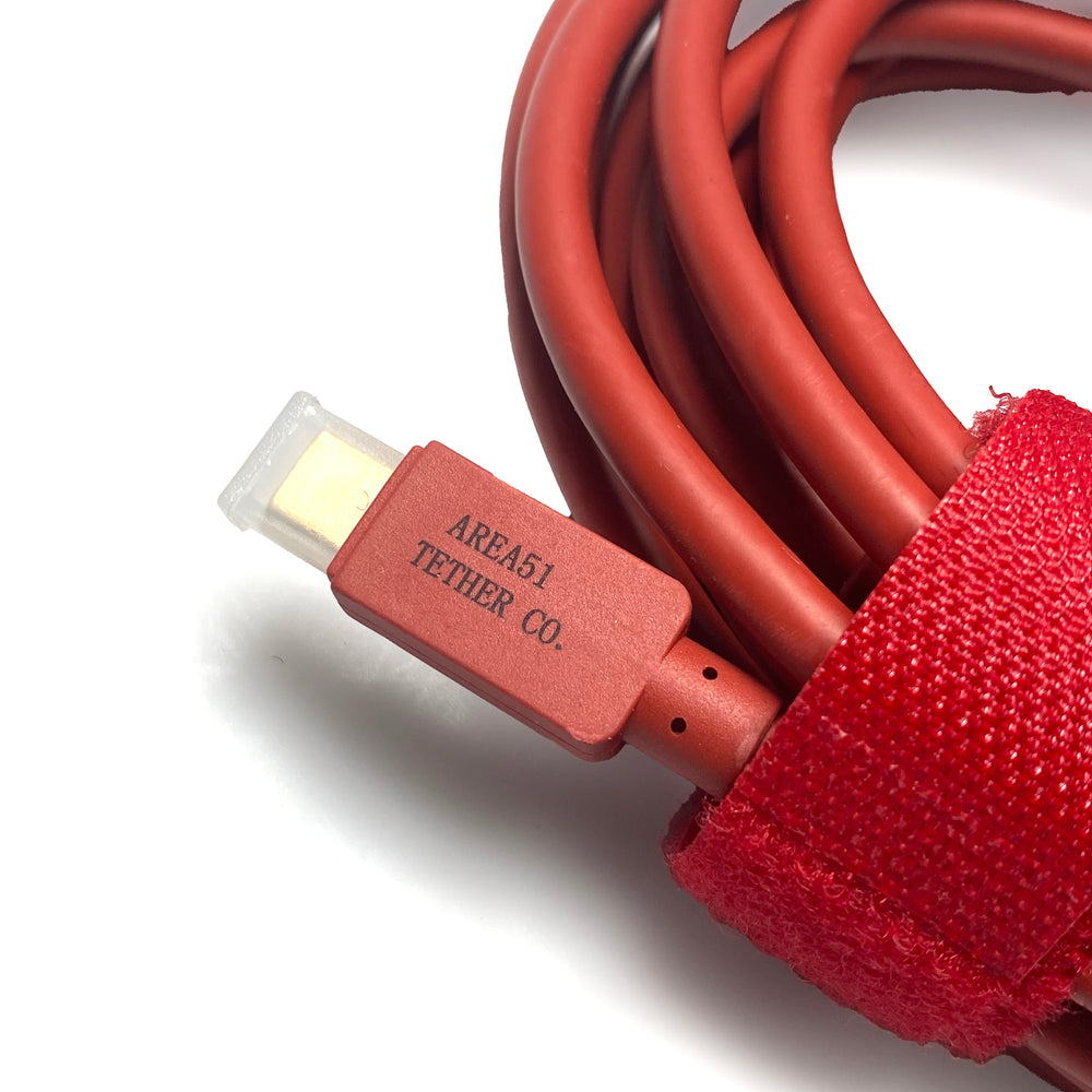 
                  
                    Load image into Gallery viewer, Area 51 Phase One IQ4 Las Mollacas USB-C to USB-C Tether Cable (  4.6m / 15ft ) - Red
                  
                